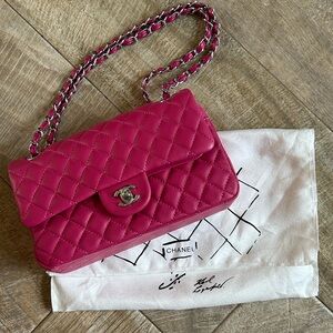 Chanel Classic Flap Magenta
